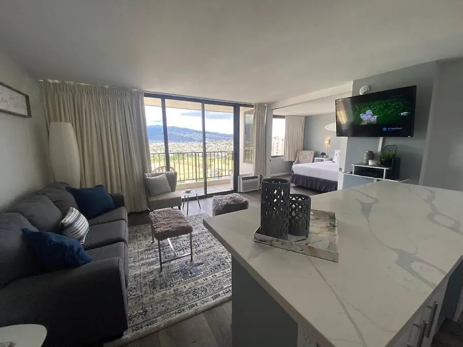 Nalu Malu 1 Bedroom @Waikiki Banyan 1 Free Parking 호놀룰루 0*,  미국